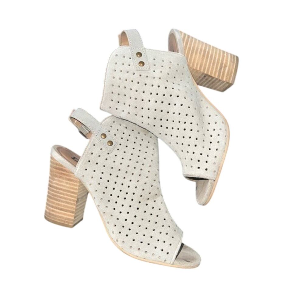 UEC DIBA LILI IVORY TAN TAUPE GENUINE LEATHER SLINGBACK BOOTIES 4” HEEL SZ 7.5